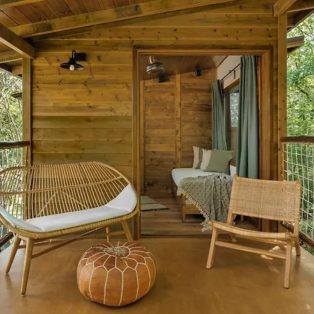Agramada Bed & Breakfast