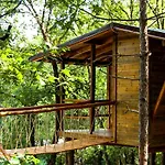 Agramada לינה וארוחת בוקר 4*