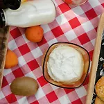 Agramada לינה וארוחת בוקר