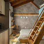 לינה וארוחת בוקר Agramada 4*