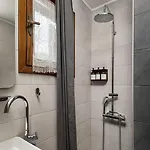 לינה וארוחת בוקר Agramada