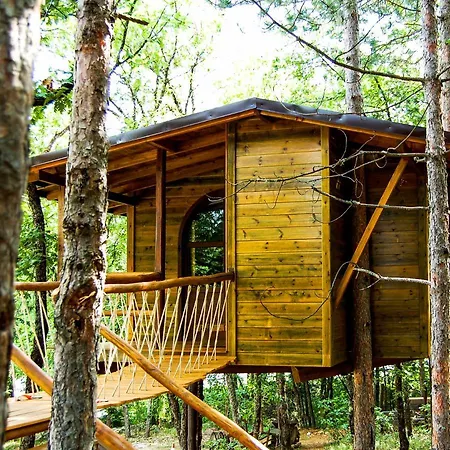 Agramada فندق مبيت وإفطار