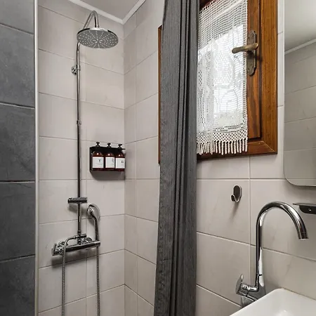 Agramada أرنايا